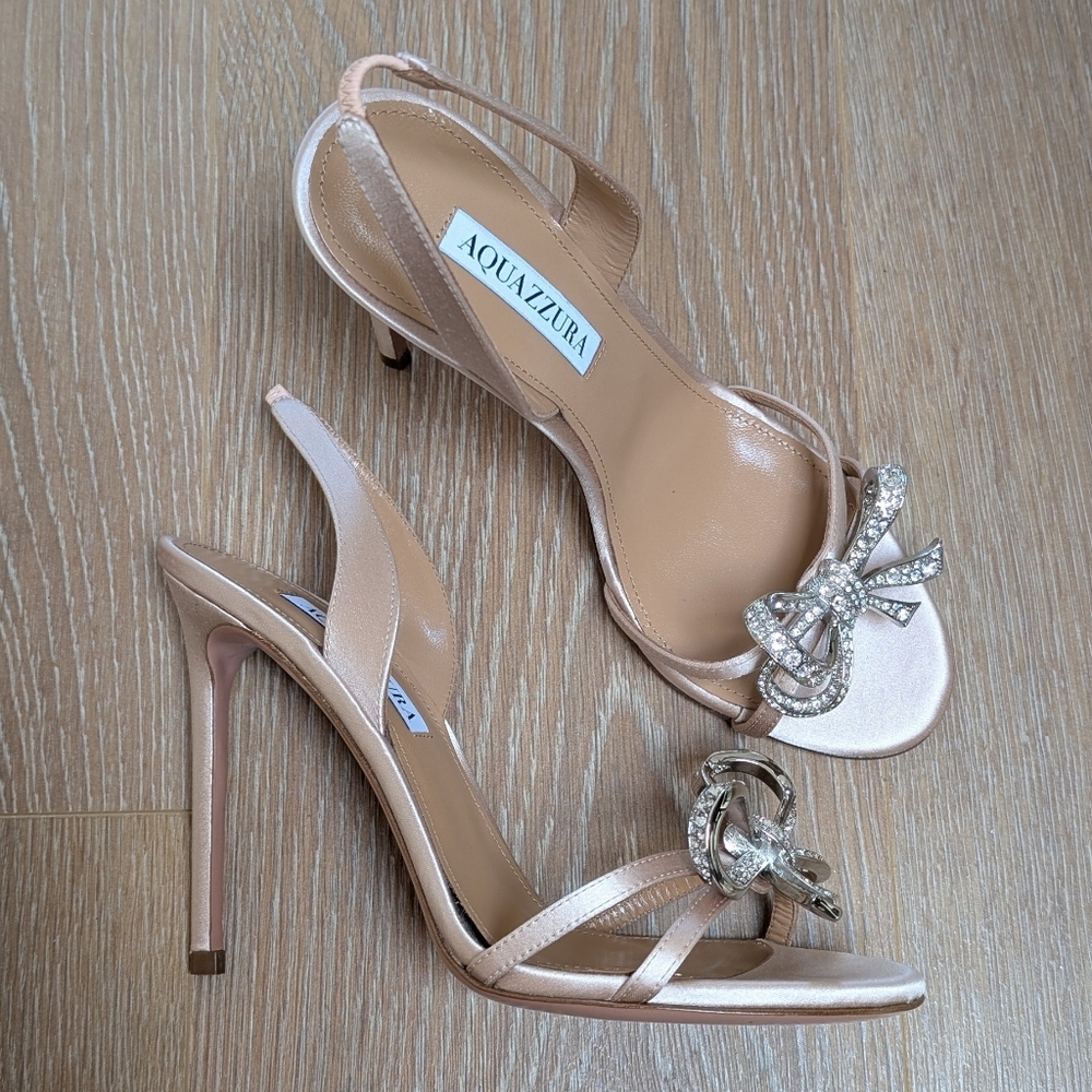 NIB Aquazzura Babe 105 Nude Pink Satin Crystal Bow Slingback Heels